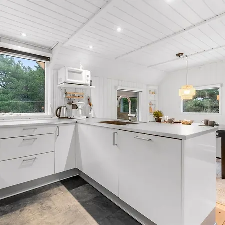 Dom wakacyjny Ginna - 1-3km From The Sea By Interhome *